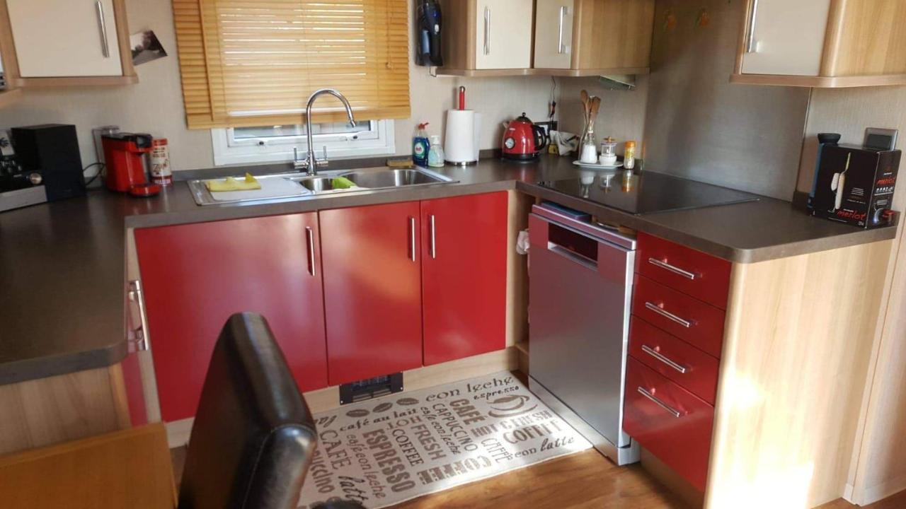 Ferienwohnung La Baie Des Lacs Froid-Chapelle Exterior foto